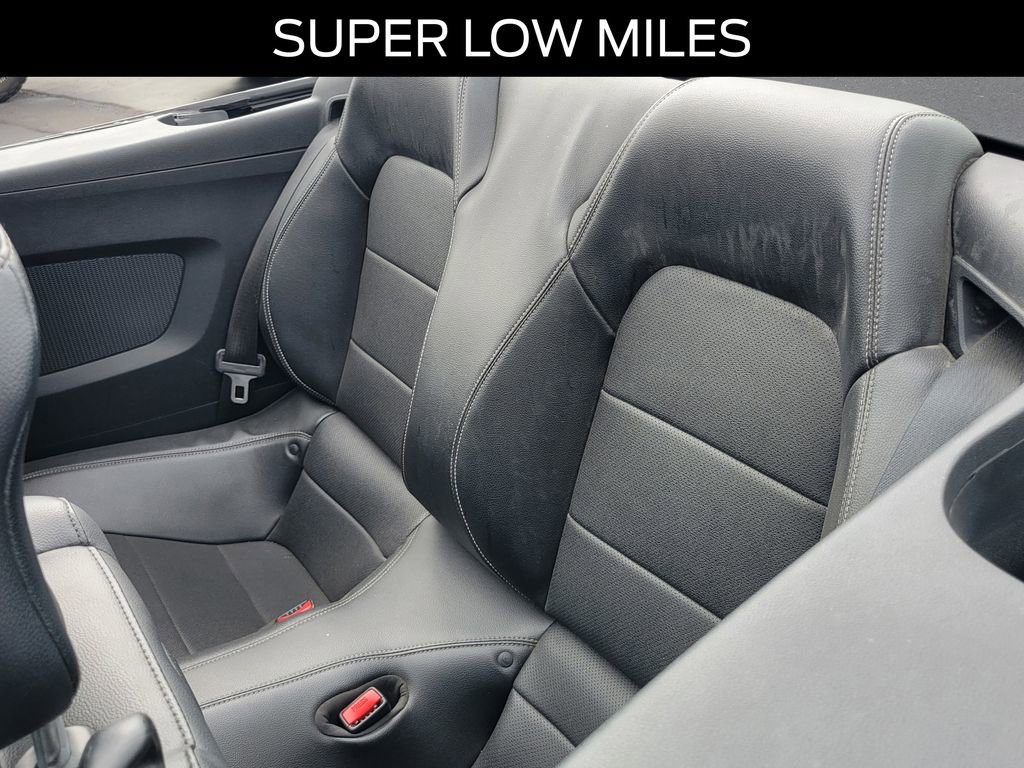 Certified 2017 Ford Mustang Premium RWD image 9