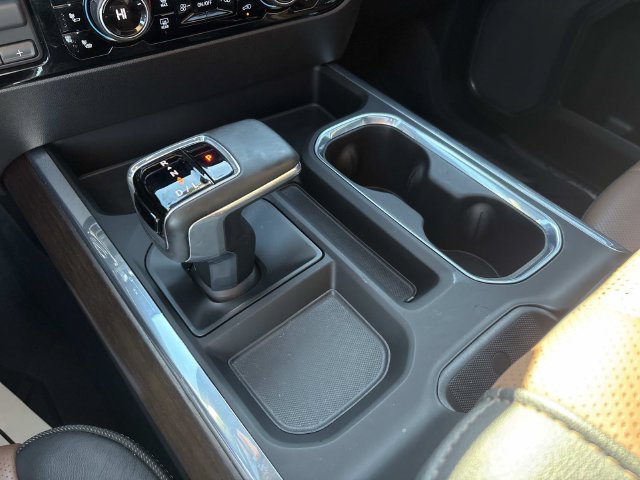 Used 2025 Chevrolet Silverado 1500 High Country AWD/4WD image 37