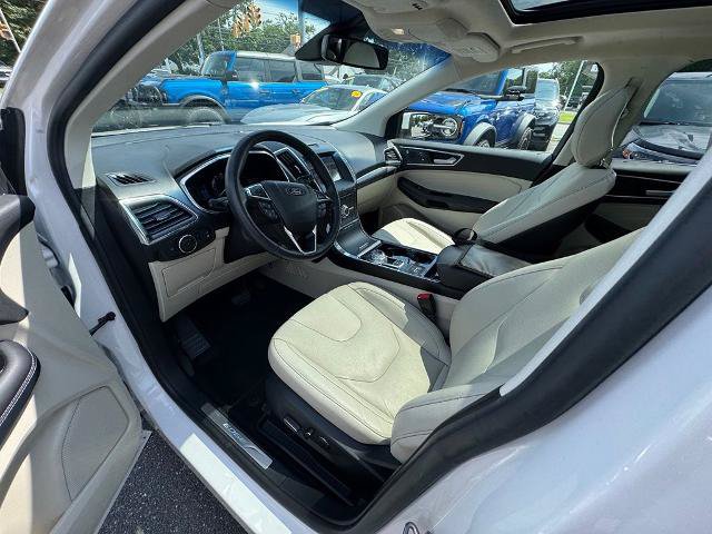 Certified 2019 Ford Edge Titanium w/ Equipment Group 301A AWD/4WD image 17