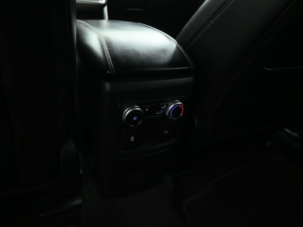 Certified 2022 Ford Explorer XLT w/ Equipment Group 202A image 16