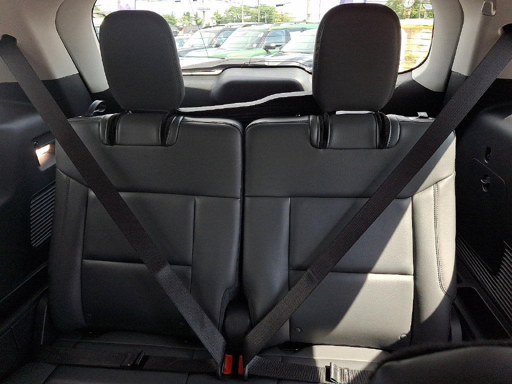 Certified 2025 Ford Explorer Active w/ Active Comfort Package AWD/4WD image 13