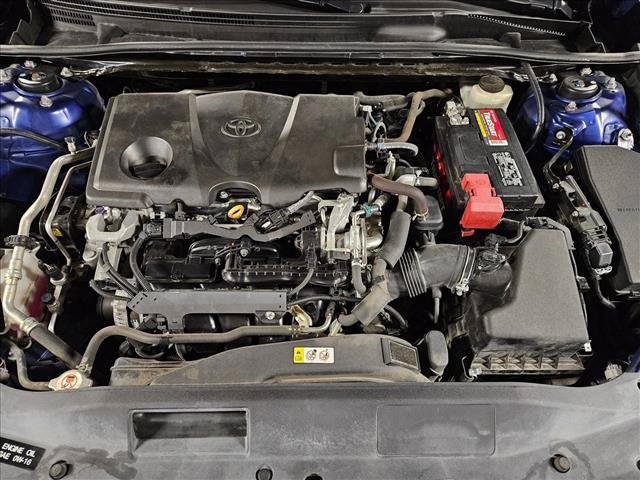 Used 2018 Toyota Camry LE w/ Convenience Package FWD image 18