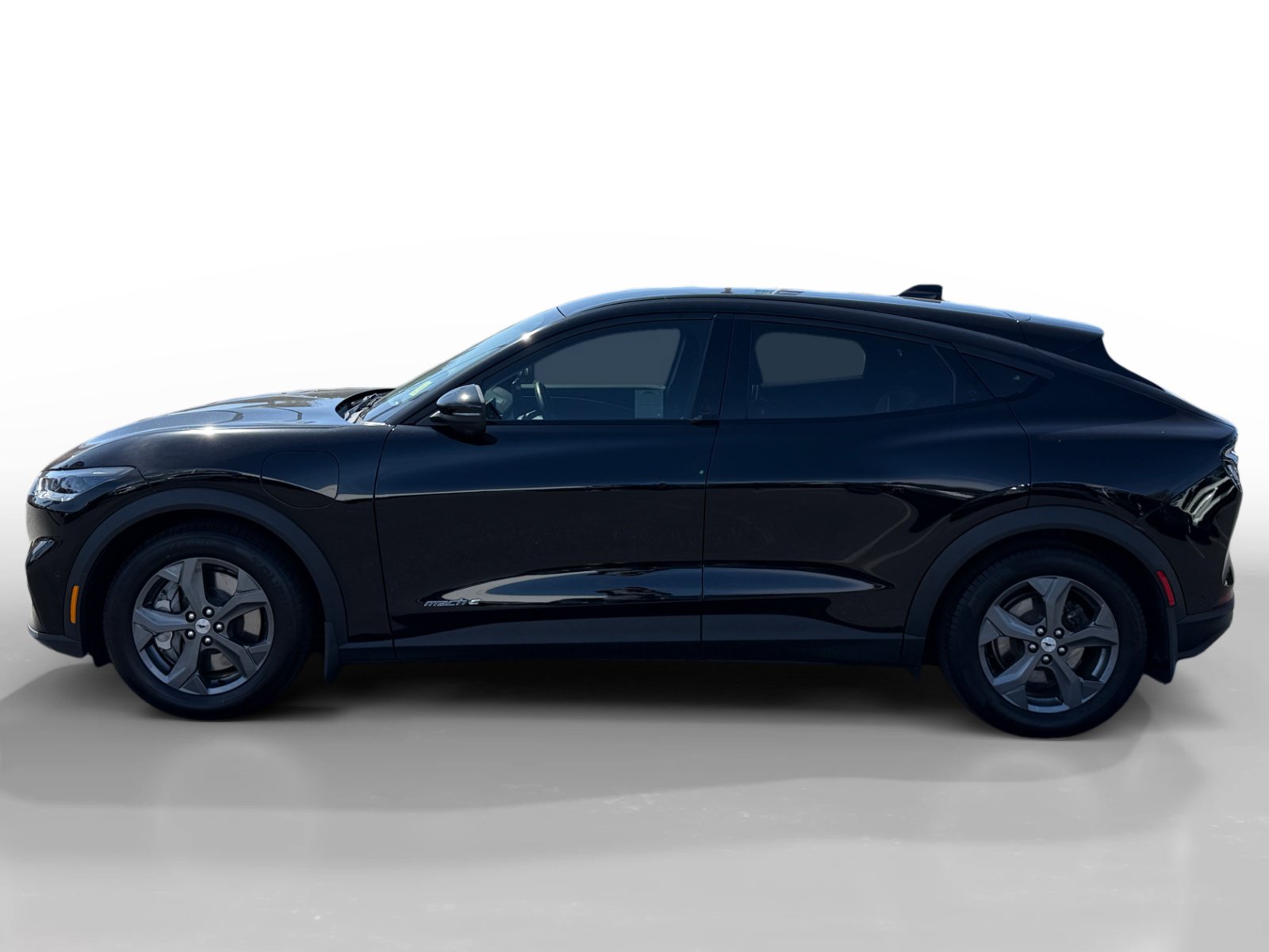 Certified 2022 Ford Mustang Mach-E Select w/ Comfort/Technology Package RWD image 2
