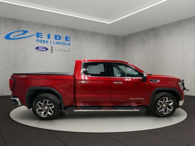 Used 2024 GMC Sierra 1500 SLT w/ SLT Premium Plus Package AWD/4WD image 7