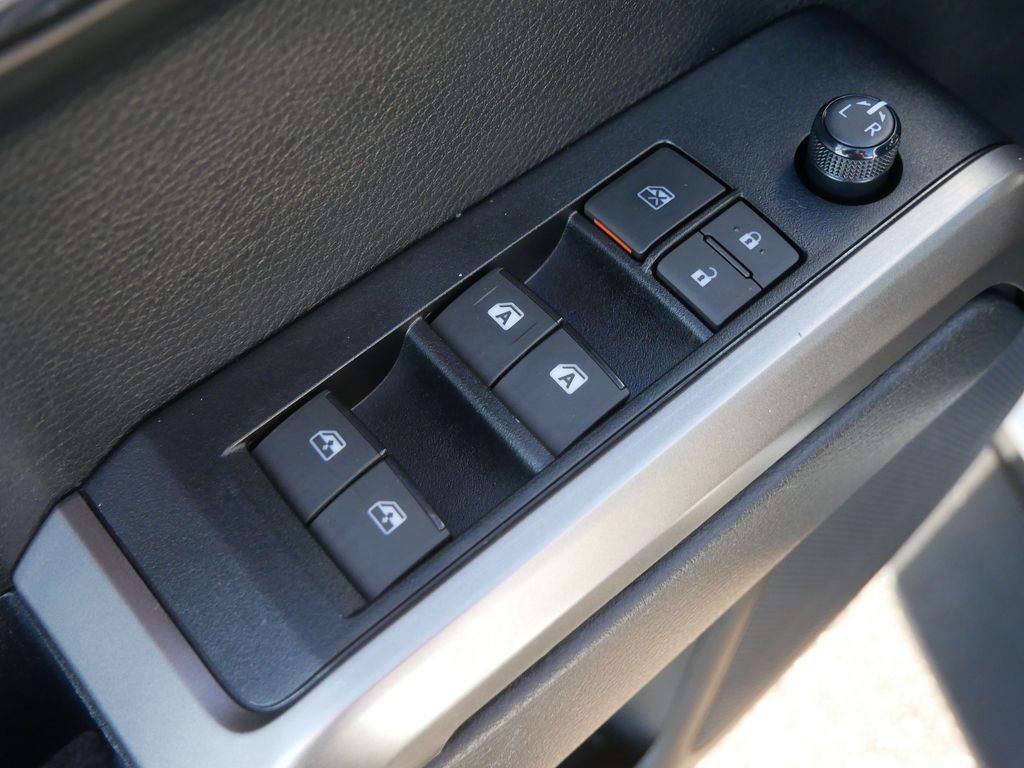 Used 2019 Toyota Tacoma Limited AWD/4WD image 15