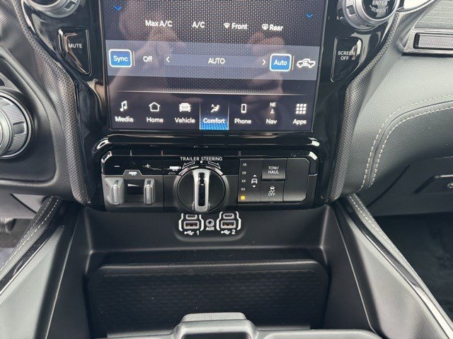 Used 2024 RAM 1500 Limited w/ Trailer Tow Group image 23