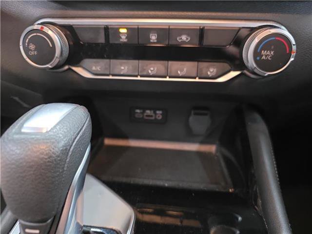 Used 2023 Nissan Altima 2.5 SV FWD image 16