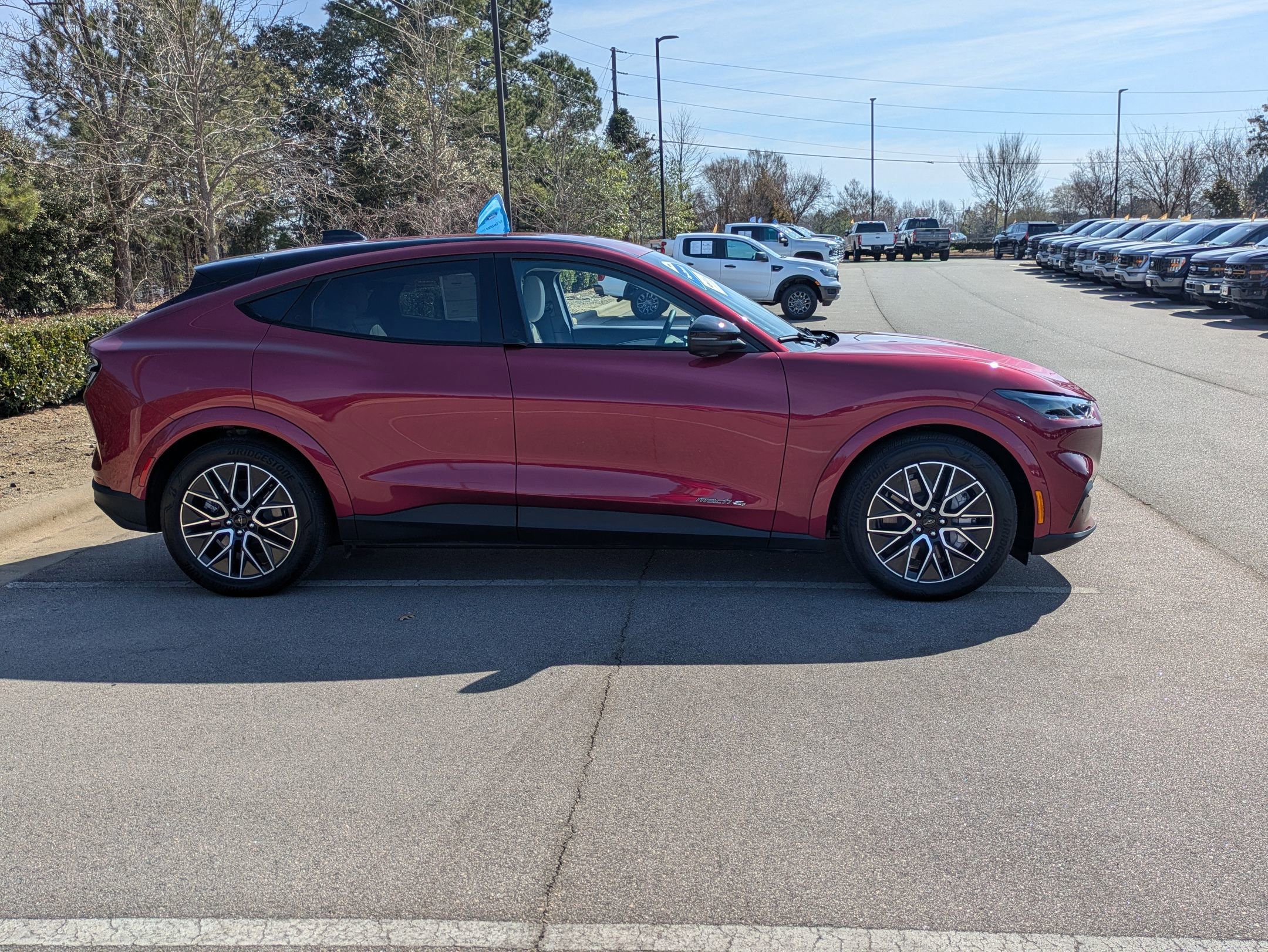 Certified 2025 Ford Mustang Mach-E Premium image 8