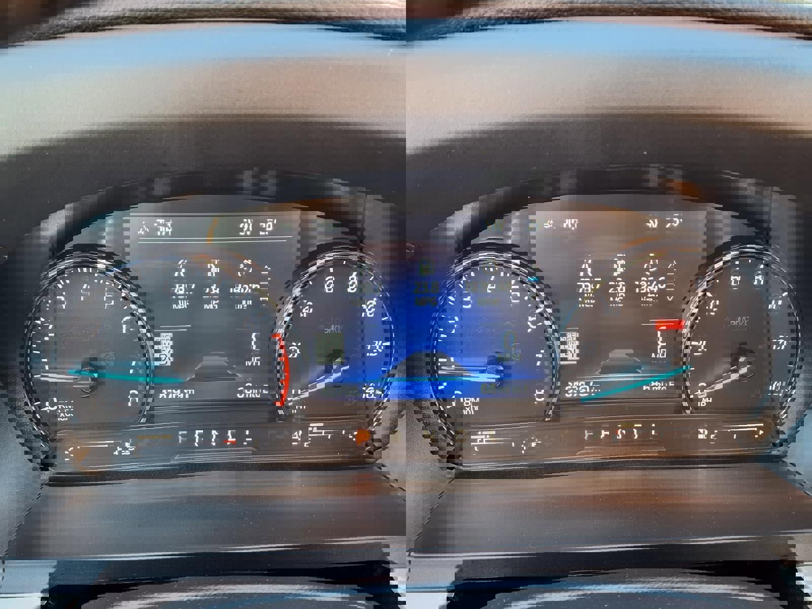 Certified 2022 Ford Explorer XLT w/ Equipment Group 202A image 15