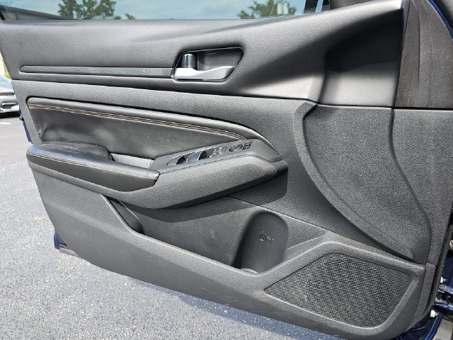 Used 2021 Nissan Altima 2.5 SR FWD image 31
