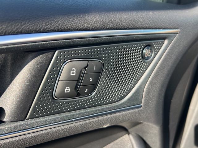 Certified 2024 Ford Edge Titanium image 11