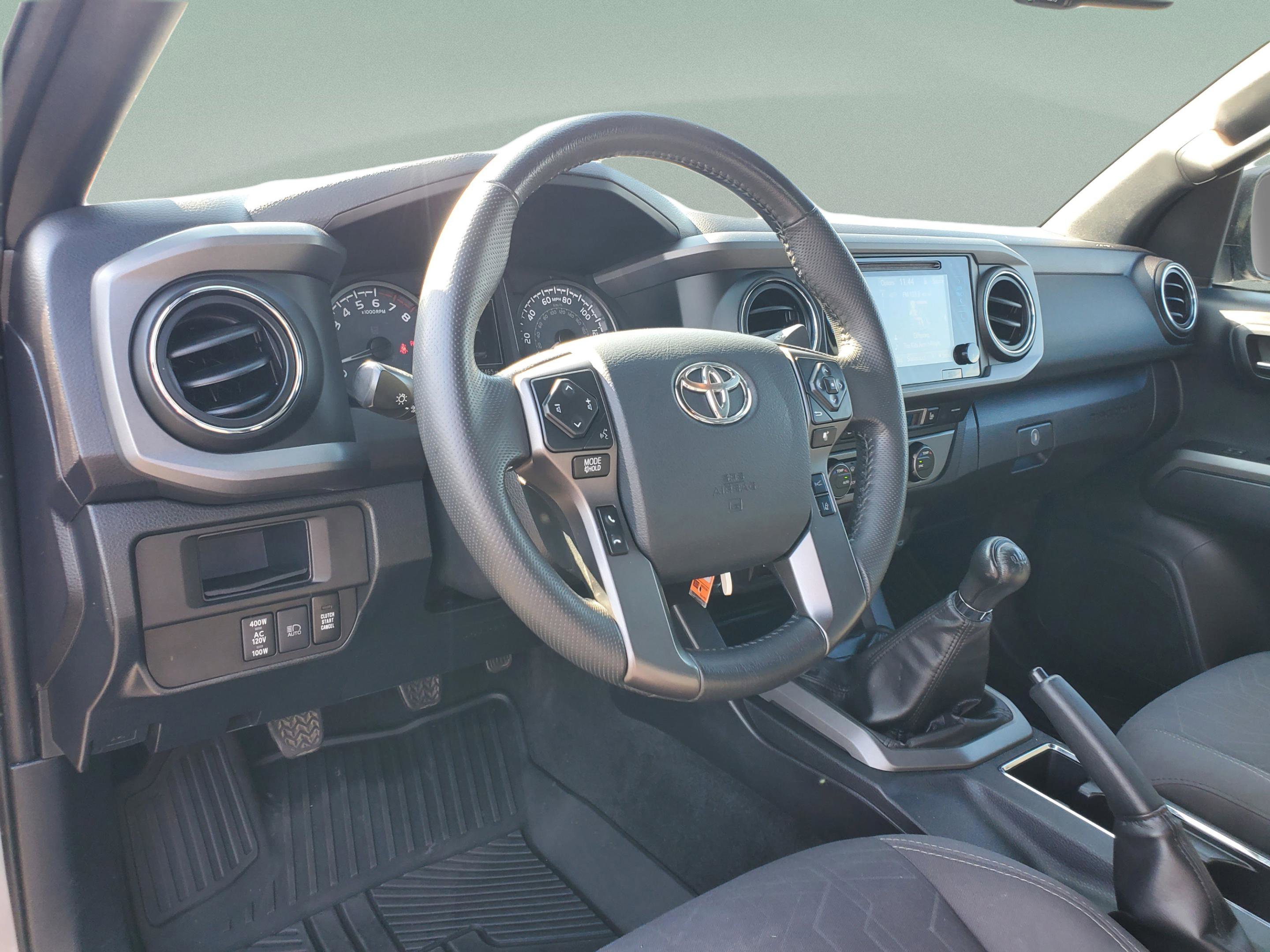 Used 2019 Toyota Tacoma TRD Sport w/ Technology Package AWD/4WD image 14