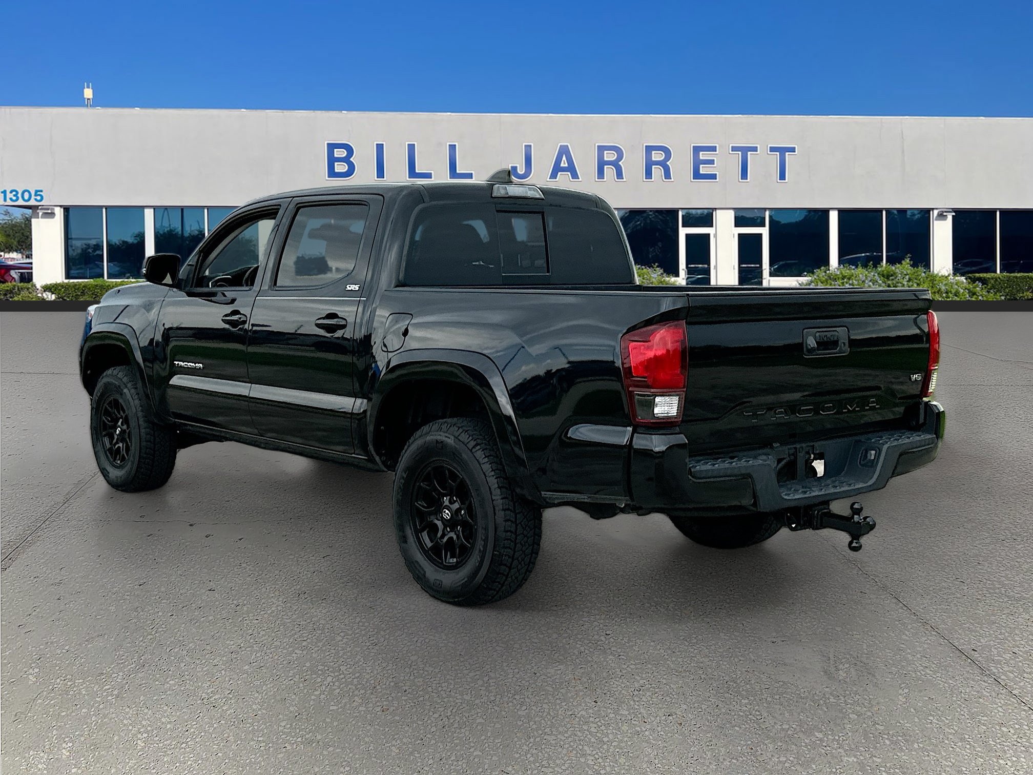 Used 2022 Toyota Tacoma SR5 w/ Technology Package RWD image 5