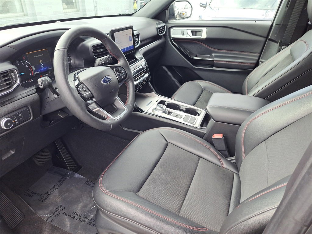 Certified 2022 Ford Explorer ST-Line w/ Class IV Trailer Tow Package image 11