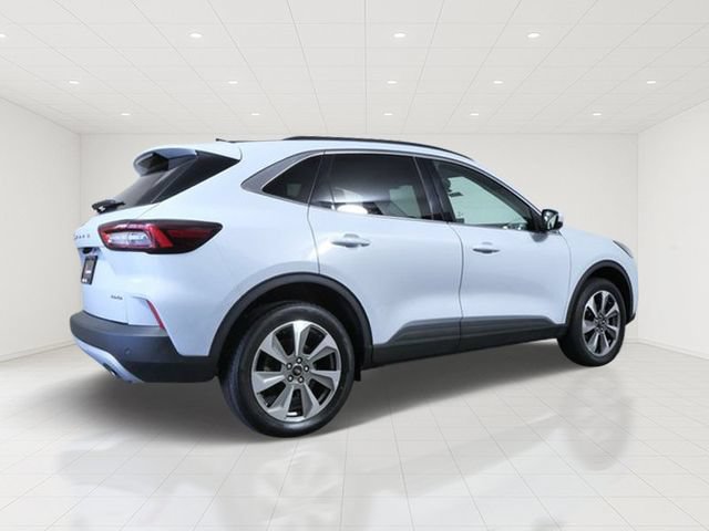Certified 2025 Ford Escape Platinum AWD/4WD image 6