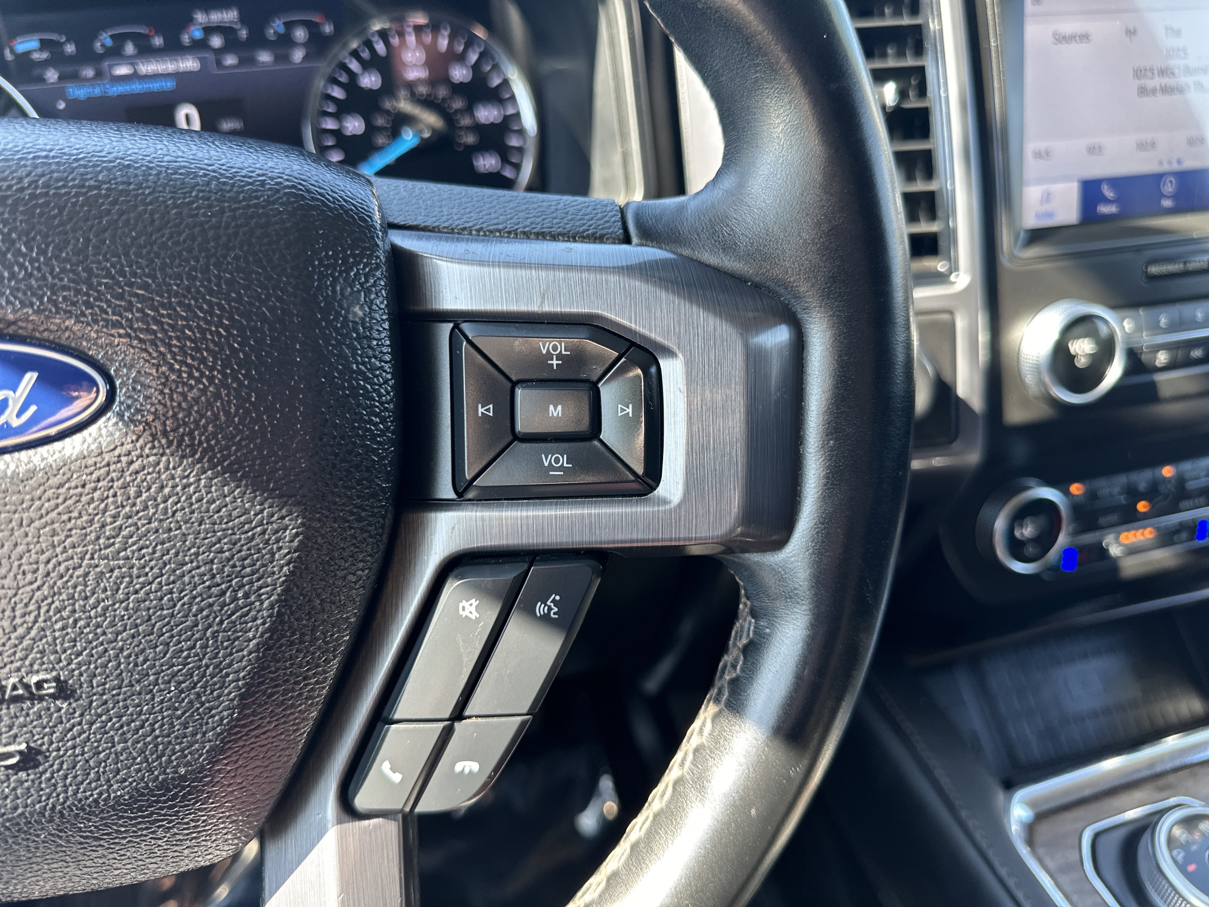 Certified 2021 Ford Expedition Max Platinum image 20