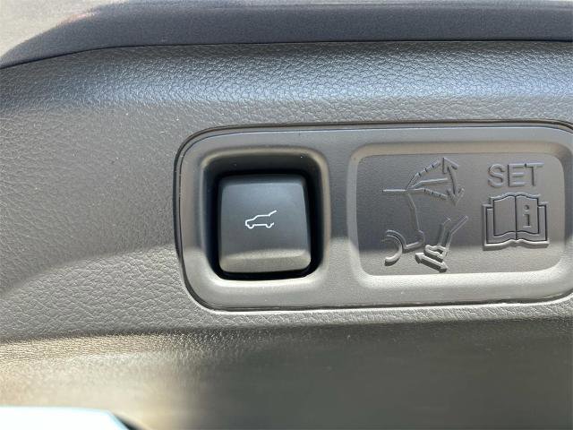 Certified 2022 Ford Expedition Max Platinum image 22