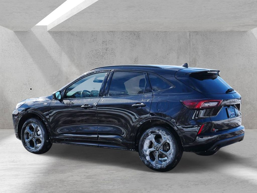 Certified 2024 Ford Escape ST-Line AWD/4WD image 4