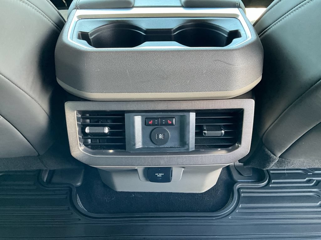 Certified 2025 Ford F350 Platinum w/ Platinum Plus Package AWD/4WD image 15