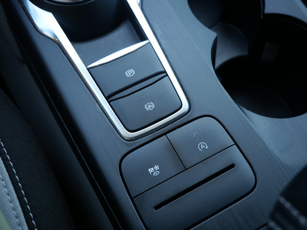 Certified 2024 Ford Escape Active FWD image 28