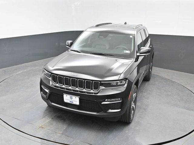 Used 2023 Jeep Grand Cherokee Limited AWD/4WD image 22