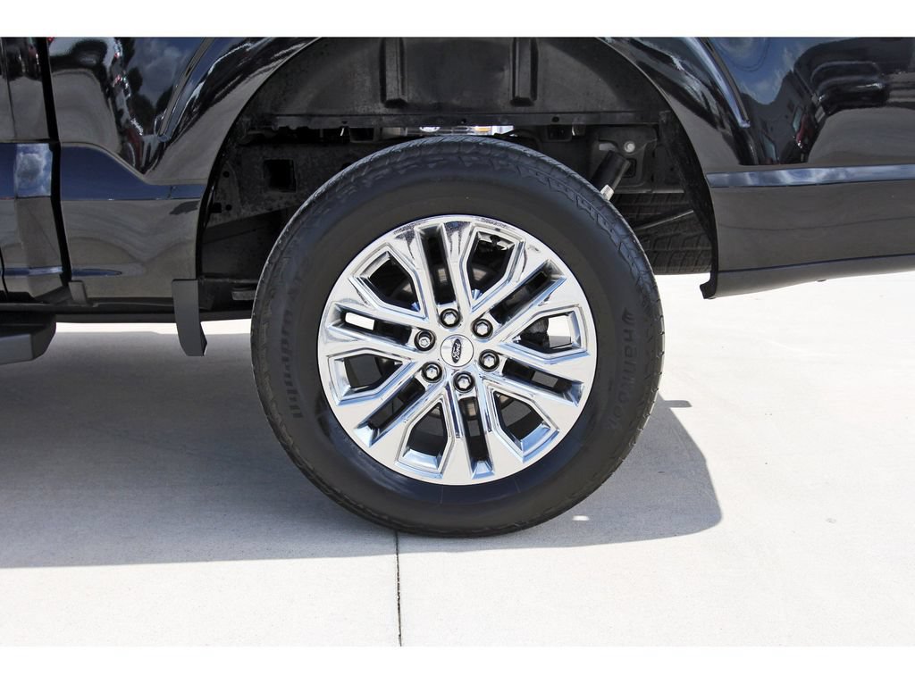 Certified 2024 Ford F150 Lariat w/ FX4 Off-Road Package AWD/4WD image 32