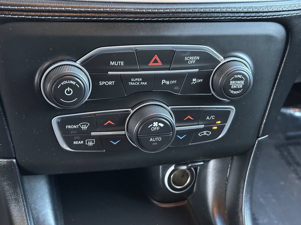 Used 2019 Dodge Charger GT w/ Plus Group RWD image 18