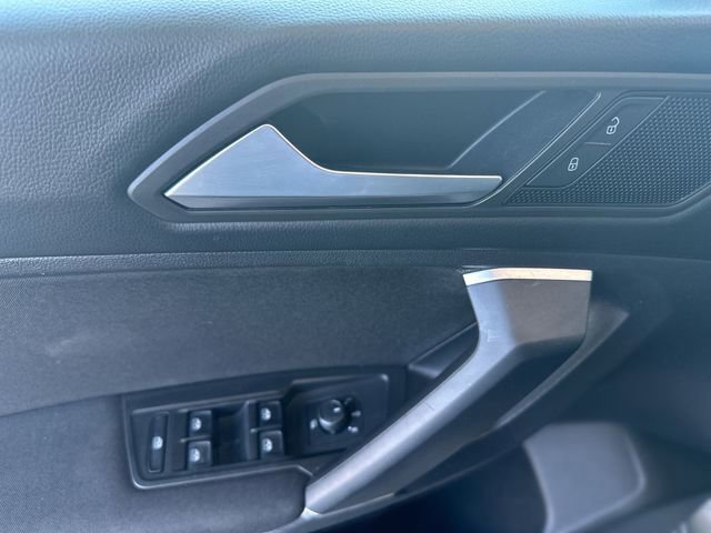 Used 2020 Volkswagen Tiguan S FWD image 14