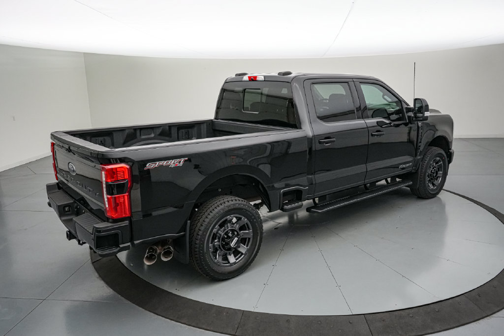 Certified 2023 Ford F250 Lariat w/ Sport Appearance Package AWD/4WD image 4