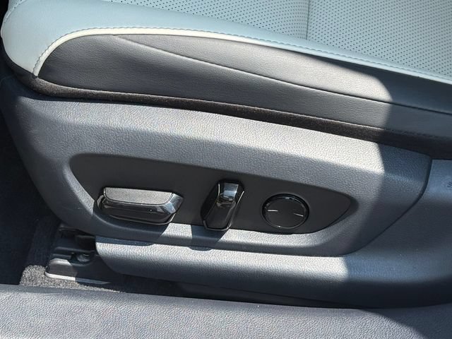 Used 2024 Lexus ES 300h w/ Premium Package FWD image 8
