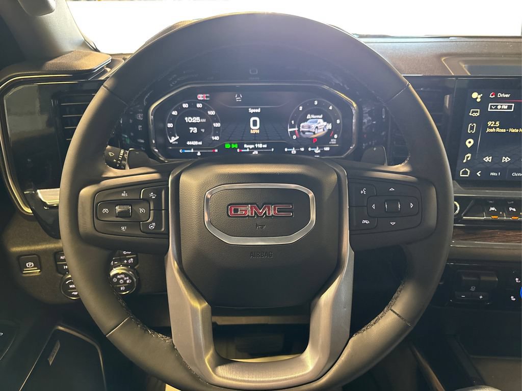 Used 2024 GMC Sierra 1500 Elevation w/ Elevation Premium Package AWD/4WD image 30