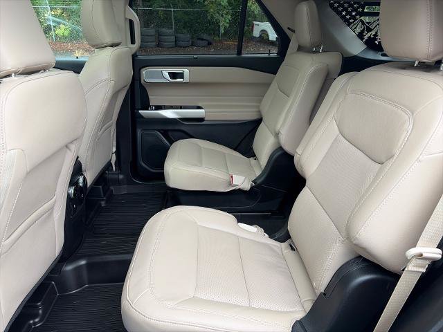 Certified 2023 Ford Explorer Limited w/ Equipment Group 301A AWD/4WD image 18