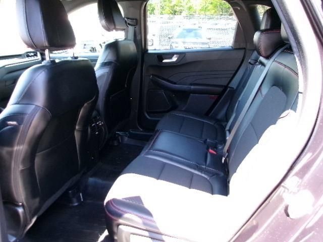 Certified 2023 Ford Escape ST-Line Select w/ Tech Pack #1 AWD/4WD image 9