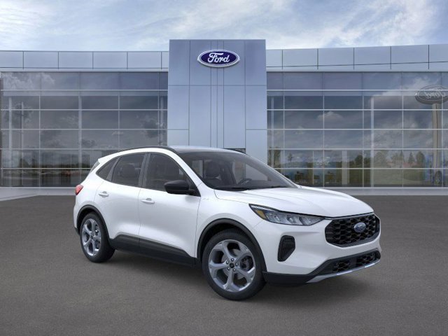 Certified 2025 Ford Escape ST-Line w/ Cold Weather Package AWD/4WD image 8