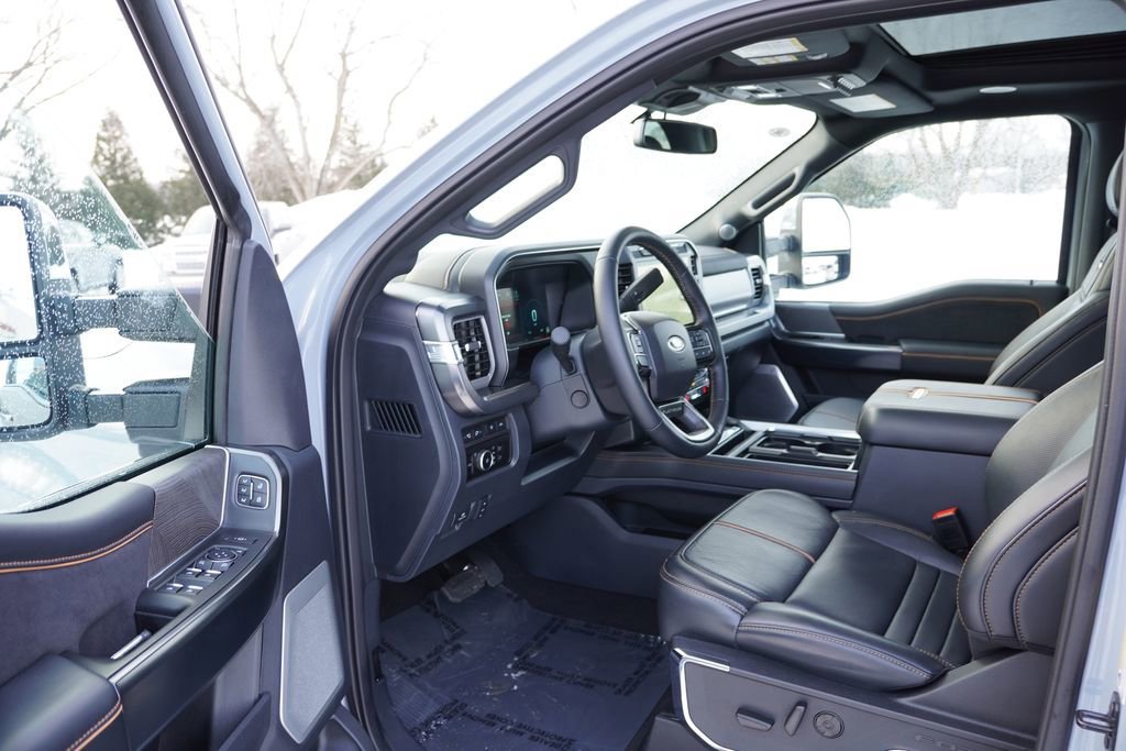 Certified 2024 Ford F350 Platinum w/ Tremor Off-Road Package image 15