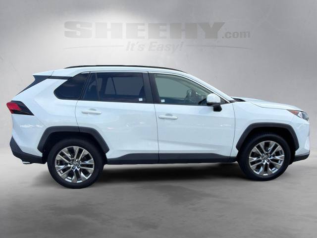 Used 2020 Toyota RAV4 XLE Premium AWD/4WD image 10