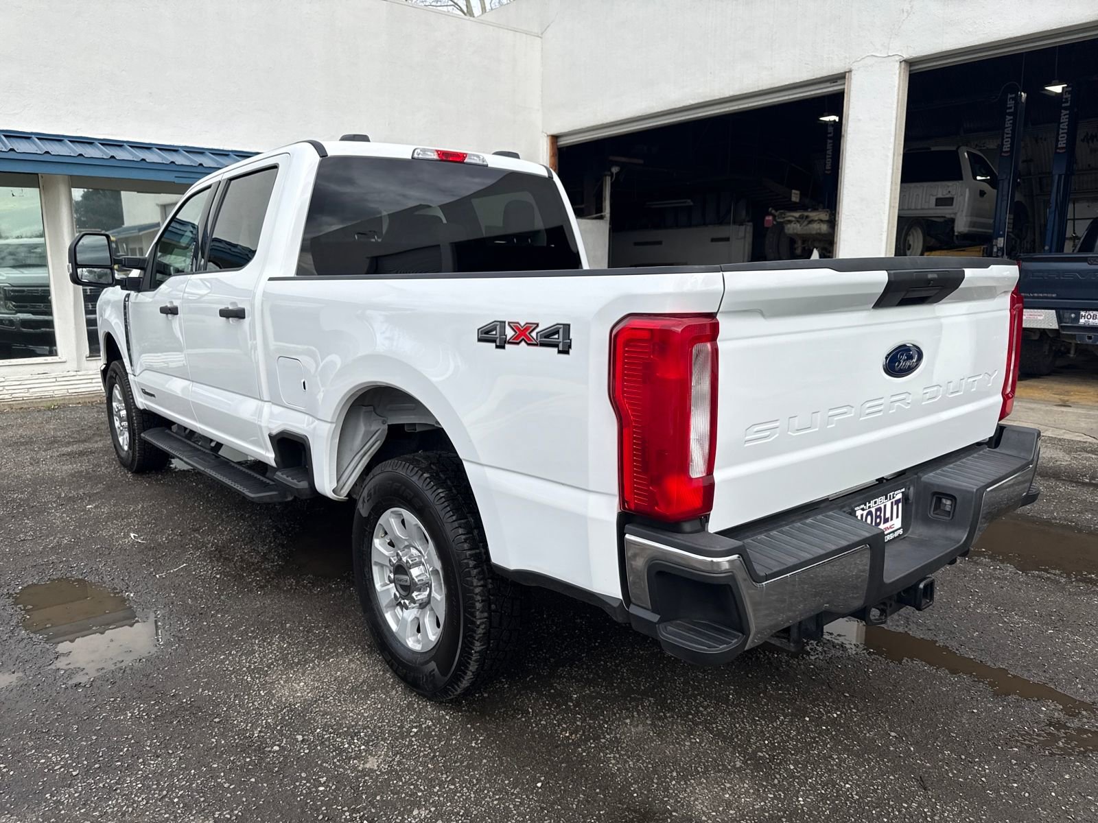 Certified 2024 Ford F250 XLT image 3