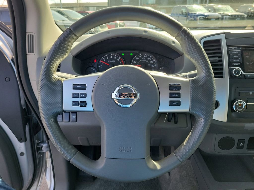 Used 2017 Nissan Frontier SV image 23