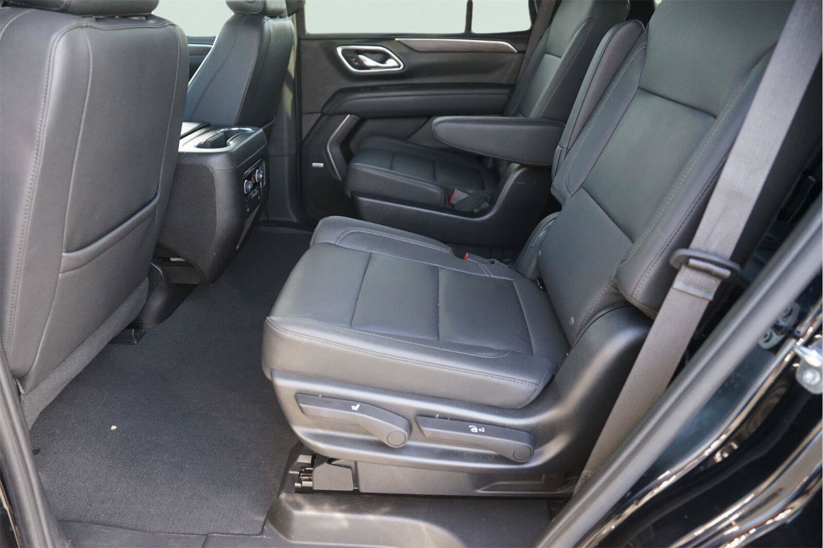 Used 2023 Chevrolet Tahoe LT w/ LT Signature Plus Package RWD image 13