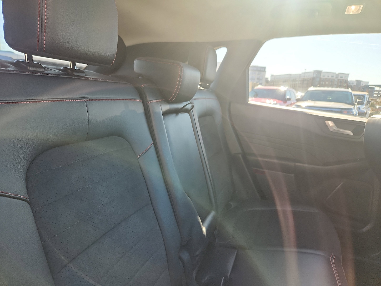 Certified 2022 Ford Escape SEL w/ SEL Stealth AWD Package image 30