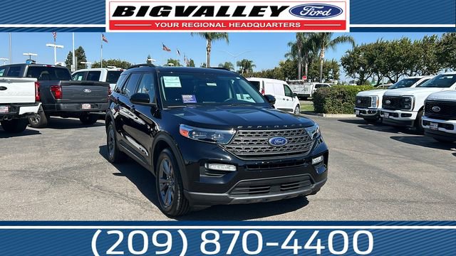 Certified 2022 Ford Explorer XLT w/ Equipment Group 202A image 1