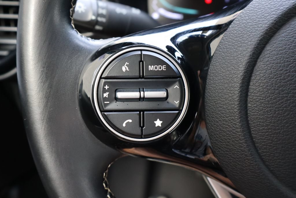 Used 2023 Kia Soul GT-Line FWD image 19
