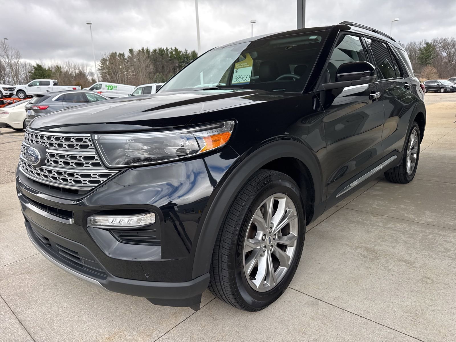 Certified 2024 Ford Explorer Limited w/ Limited Technology Package image 10