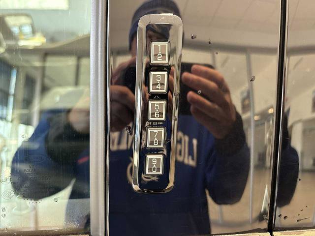 Certified 2023 Ford F150 Lariat w/ Equipment Group 502A High image 34