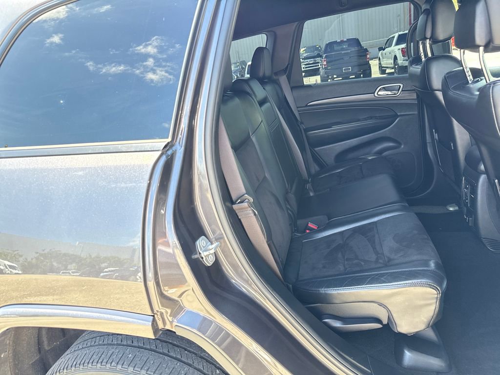 Used 2021 Jeep Grand Cherokee Laredo X image 24