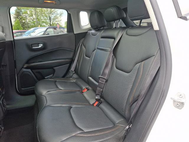 Used 2018 Jeep Compass Limited AWD/4WD image 10