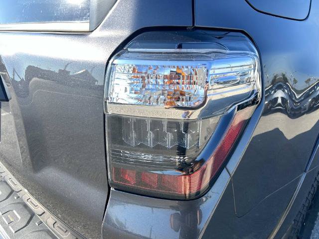 Used 2023 Toyota 4Runner TRD Off-Road AWD/4WD image 10