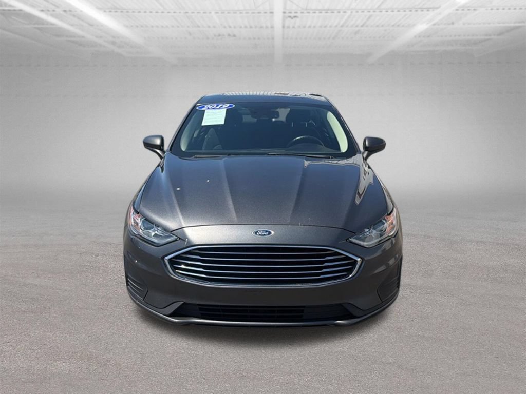 Certified 2019 Ford Fusion SE FWD image 3