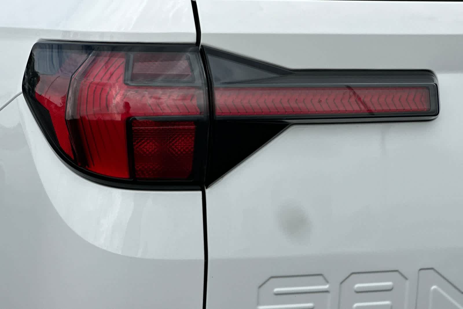 Used 2025 Hyundai Santa Cruz SEL AWD/4WD image 26