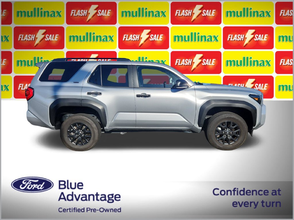Used 2026 Toyota 4Runner SR5 AWD/4WD image 2